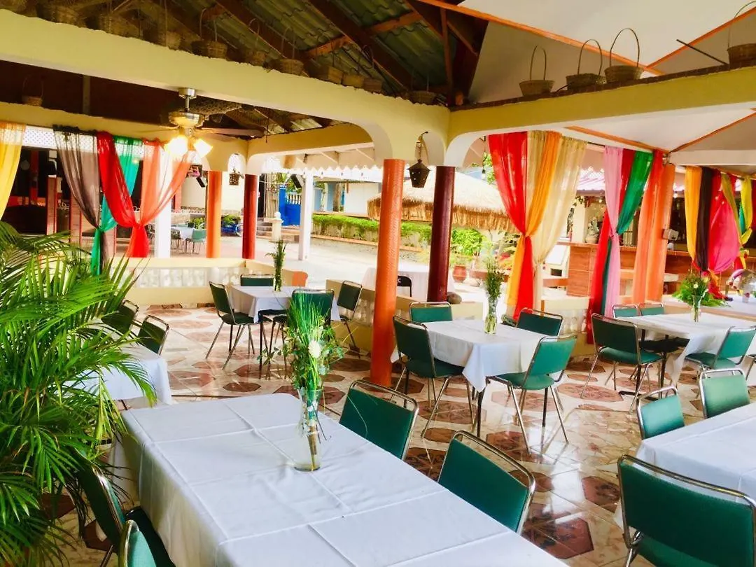 Hotel Hôtel Rendez-Vous Club à Port-de-Paix